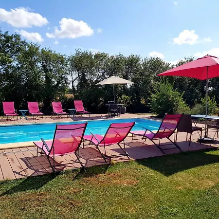 Couette-café Au Clos Des Templiers 3*