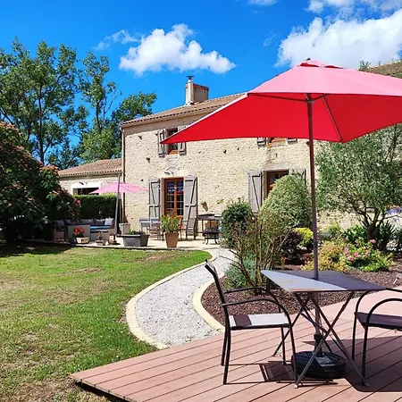 Au Clos Des Templiers Puyravault (Vendee)