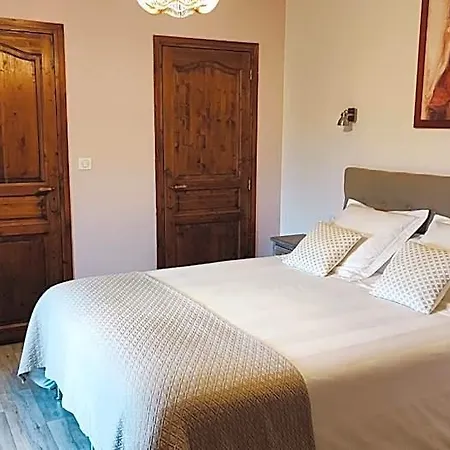 Au Clos Des Templiers Отель типа 