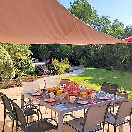 Au Clos Des Templiers 3*
