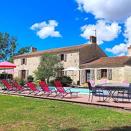 Au Clos Des Templiers